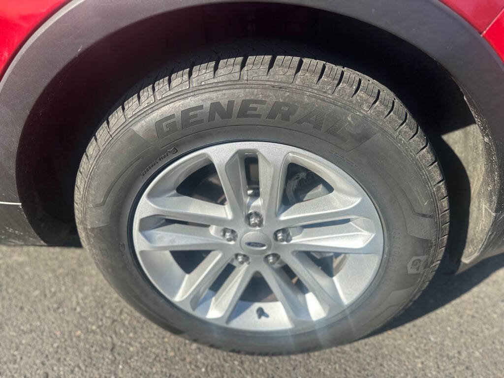 Used 2012 Ford Explorer XLT AWD/4WD image 29
