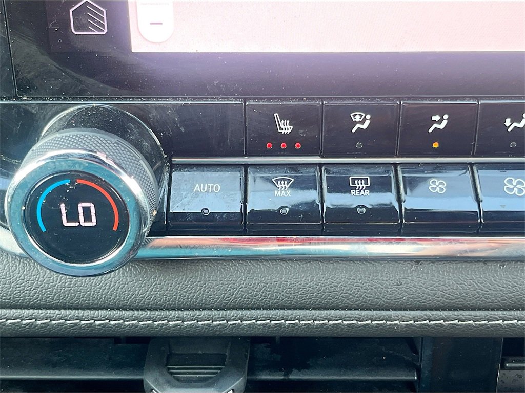 Used 2023 Chevrolet Colorado LT w/ LT Convenience Package II image 20