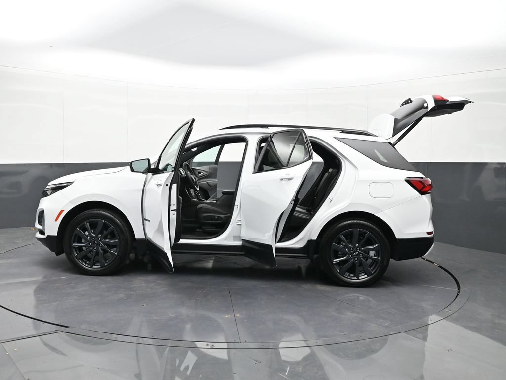 Certified 2024 Chevrolet Equinox RS AWD/4WD image 37