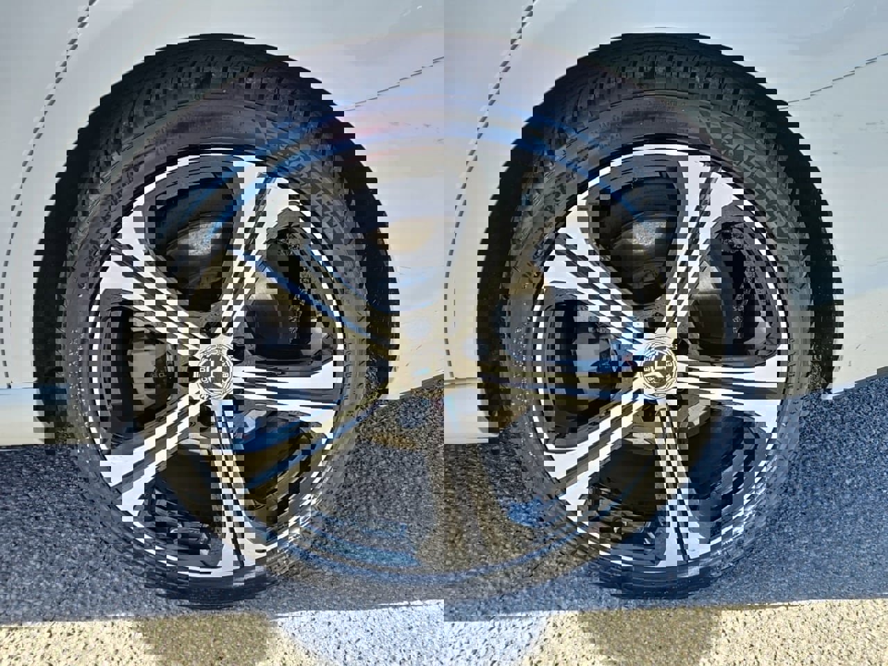 Used 2023 Mercedes-Benz C 300 4MATIC Sedan image 9