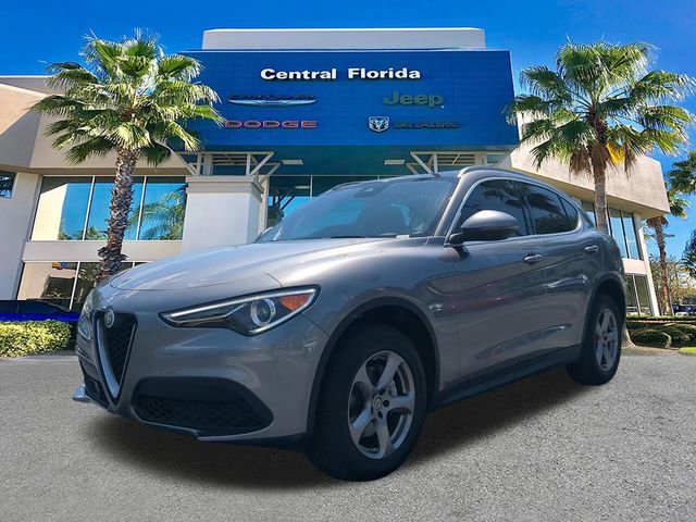 Used 2021 Alfa Romeo Stelvio Sprint w/ Sun & Sound Package RWD image 9