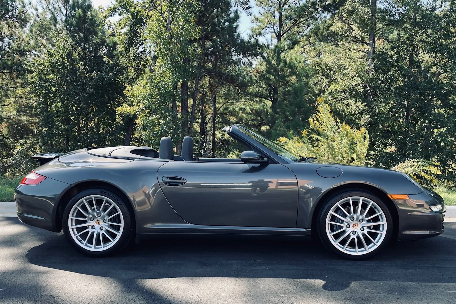 Used 2006 Porsche 911 Carrera 4 image 8