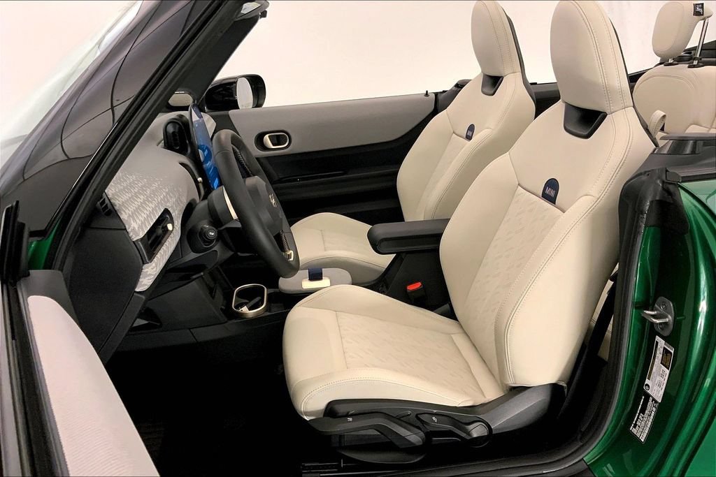 Used 2026 MINI Cooper S FWD image 13
