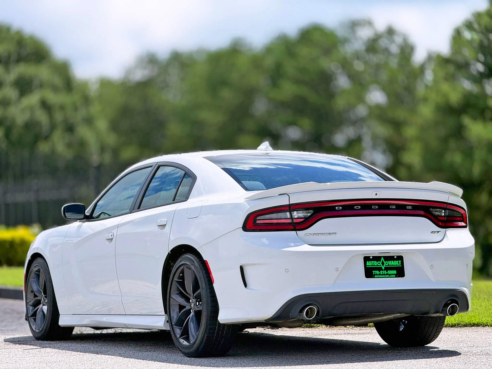 Used 2019 Dodge Charger GT w/ Performance Handling Group RWD image 9