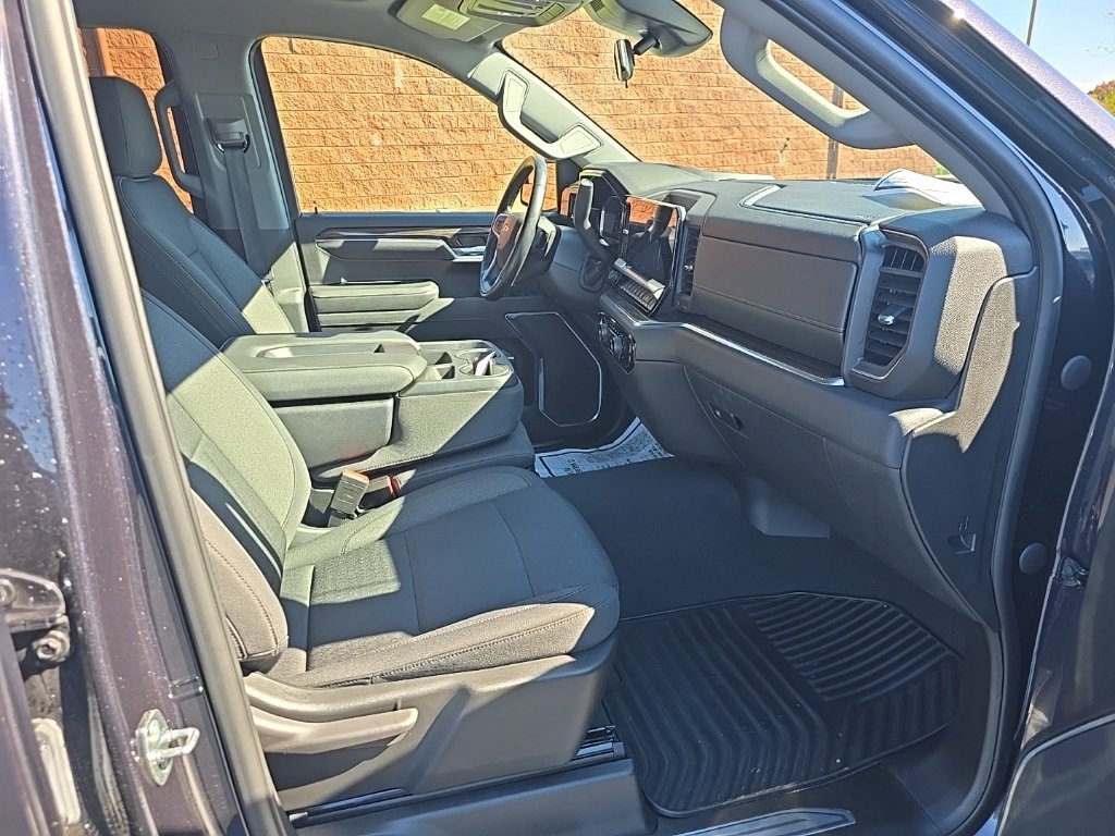 Used 2023 Chevrolet Silverado 1500 LT image 17