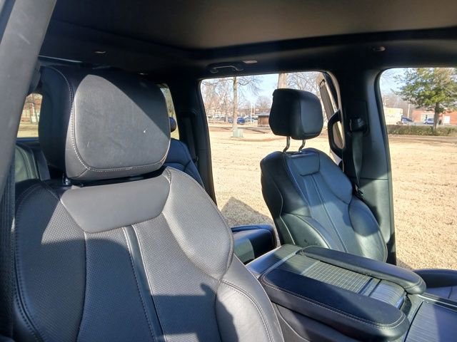 Used 2023 Jeep Wagoneer Series III w/ Premium Group I image 49