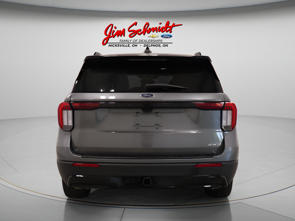 Used 2025 Ford Explorer ST-Line w/ ST-Line Street Pack AWD/4WD image 5