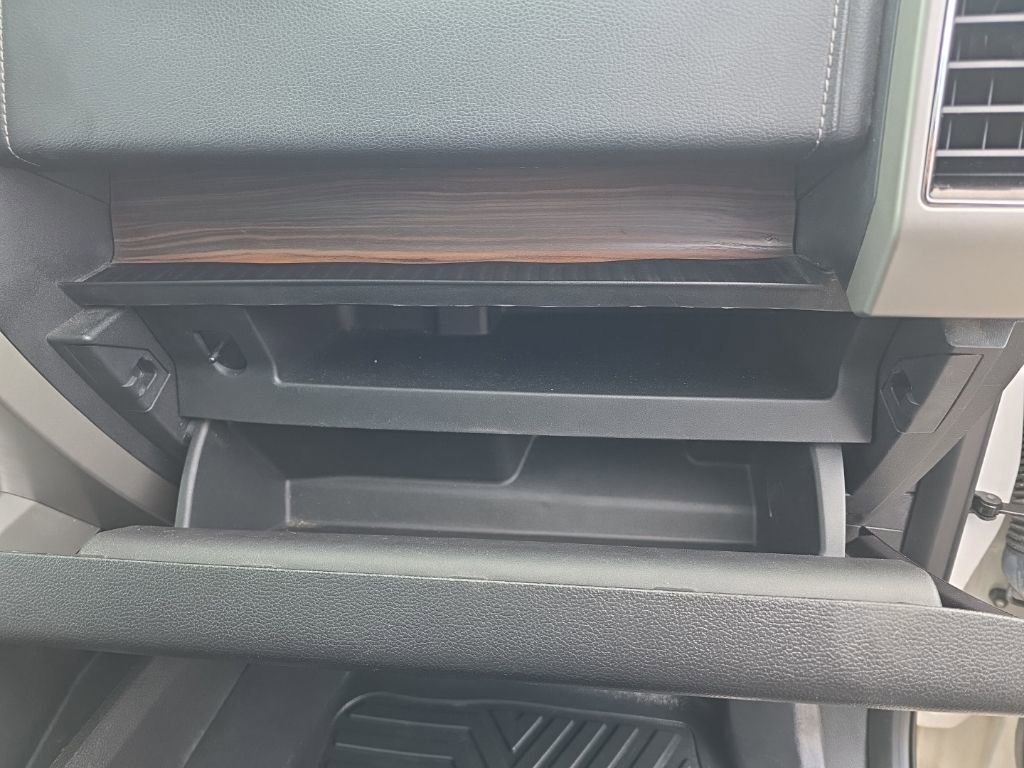 Used 2017 Ford F150 Lariat image 52