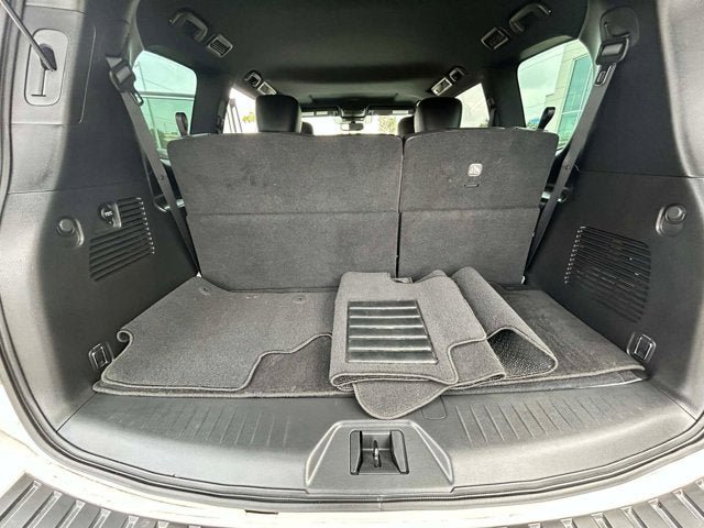Used 2023 Nissan Armada SL RWD image 6
