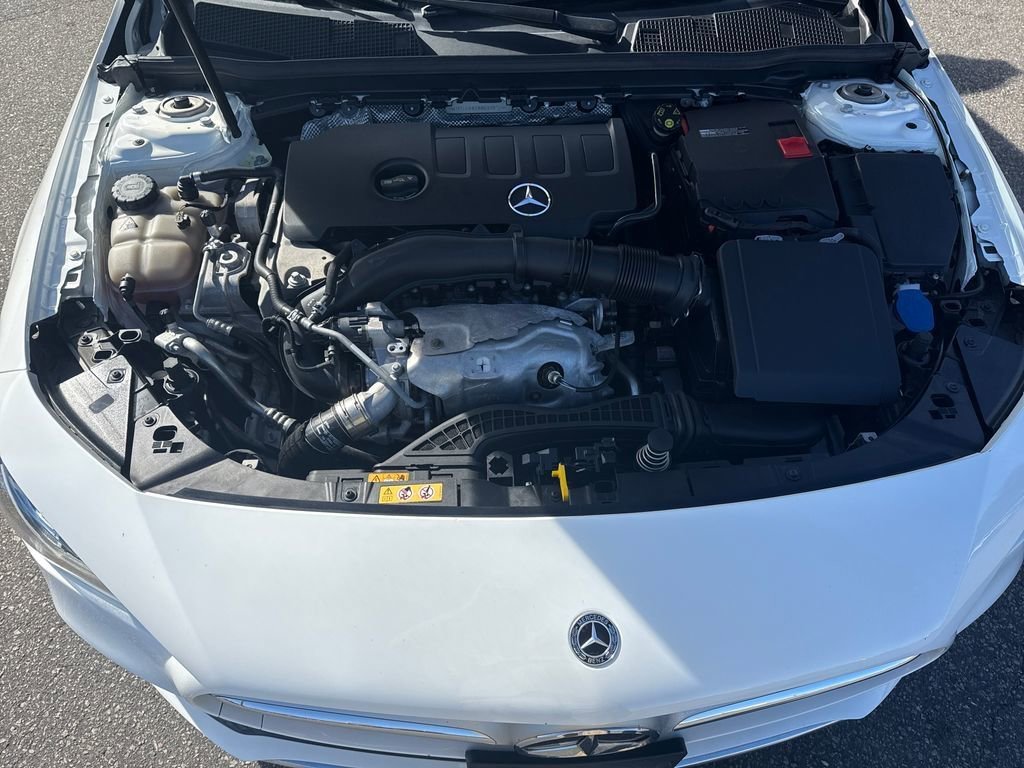 Used 2022 Mercedes-Benz CLA 250 4MATIC image 24