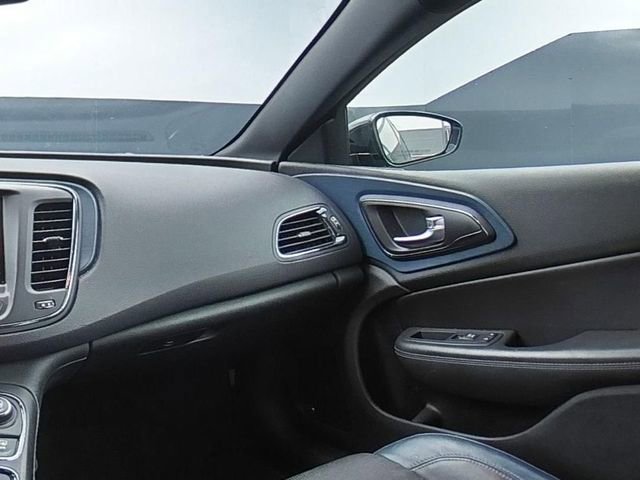Used 2015 Chrysler 200 S w/ Navigation & Sound Group I AWD/4WD image 19