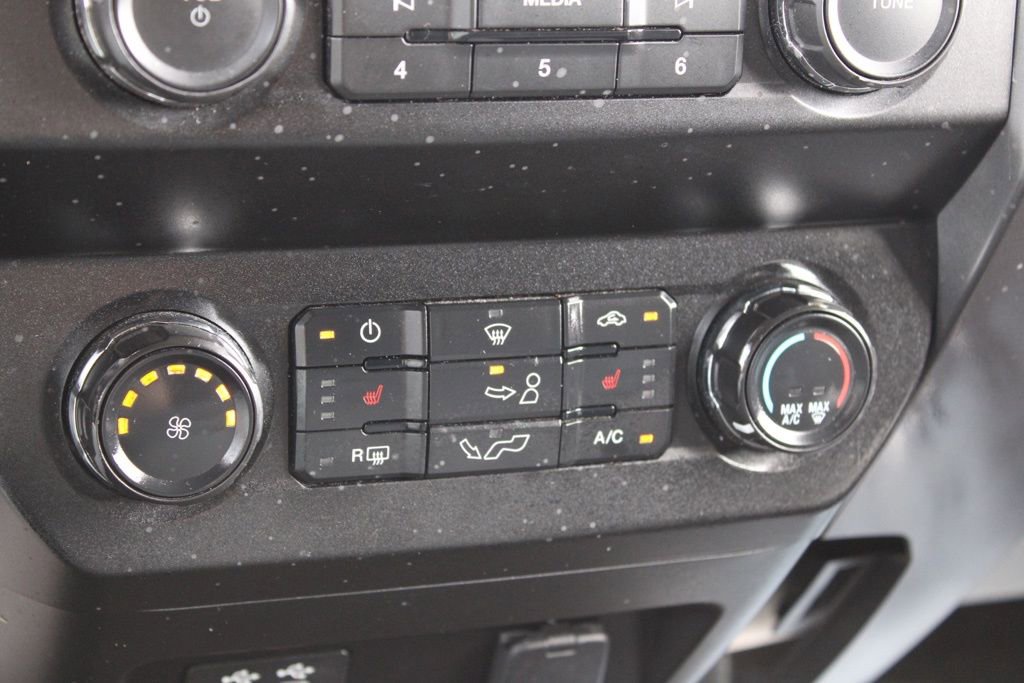 Used 2020 Ford F150 XLT w/ Equipment Group 302A Luxury AWD/4WD image 37