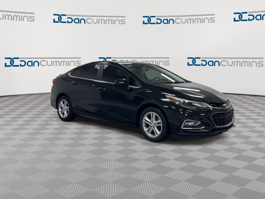 Used 2016 Chevrolet Cruze LT w/ RS Package FWD image 2