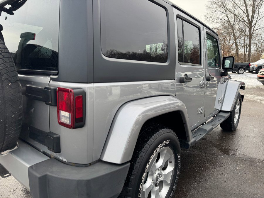 Used 2013 Jeep Wrangler Unlimited Sahara w/ Connectivity Group image 11