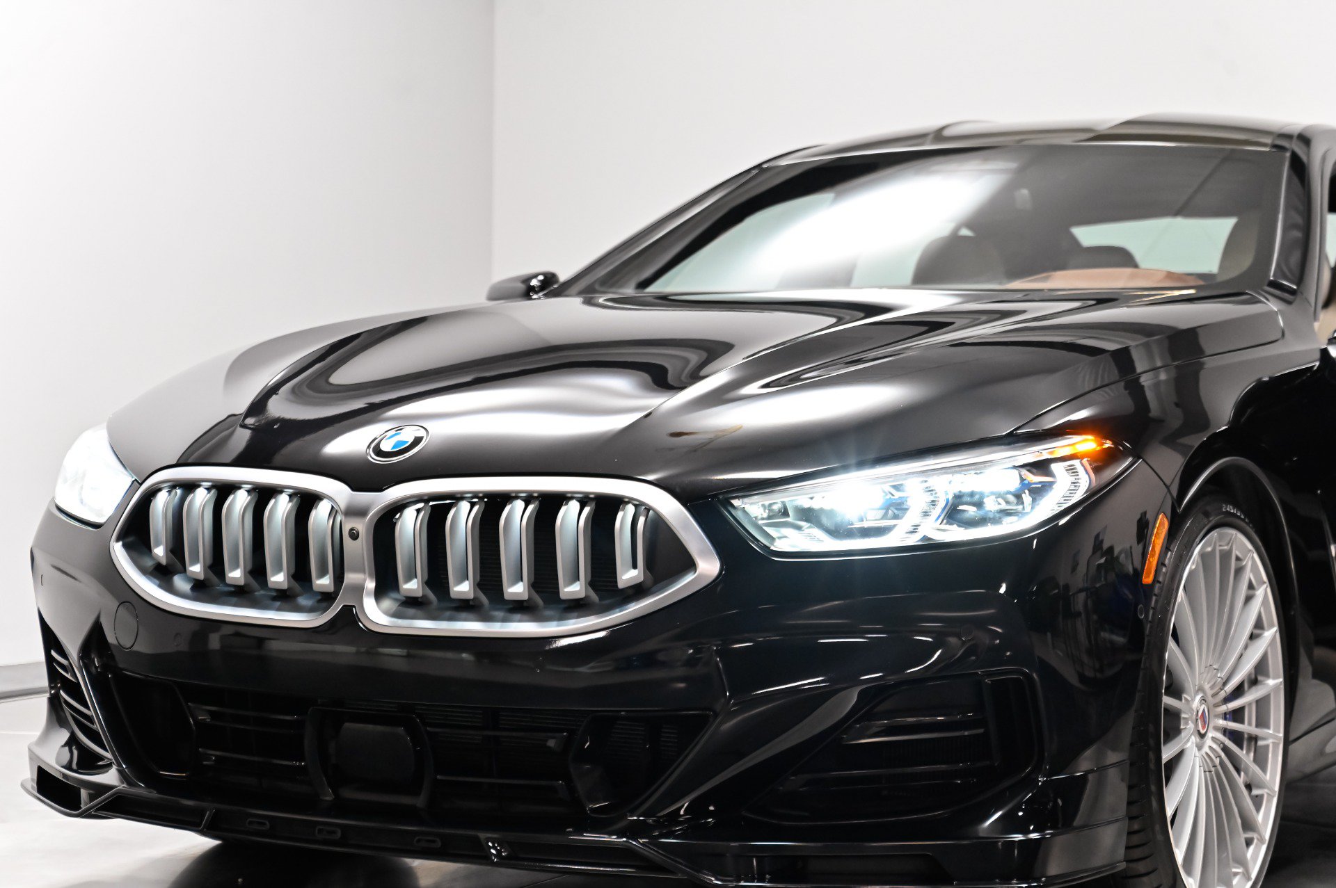 Used 2023 BMW ALPINA B8 xDrive Gran Coupe AWD/4WD image 52