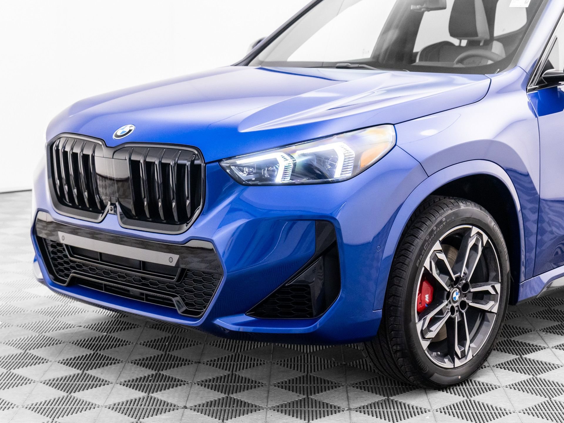 New 2026 BMW X1 xDrive28i w/ Technology Package AWD/4WD image 38