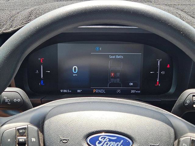 Used 2025 Ford Maverick XL w/ Equipment Group 102A AWD/4WD image 9