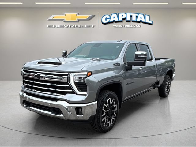 Used 2025 Chevrolet Silverado 2500 LTZ w/ LTZ Plus Package AWD/4WD image 9