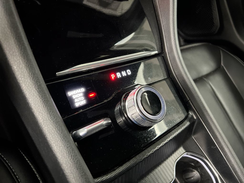 Used 2025 Jeep Grand Cherokee L Limited AWD/4WD image 18