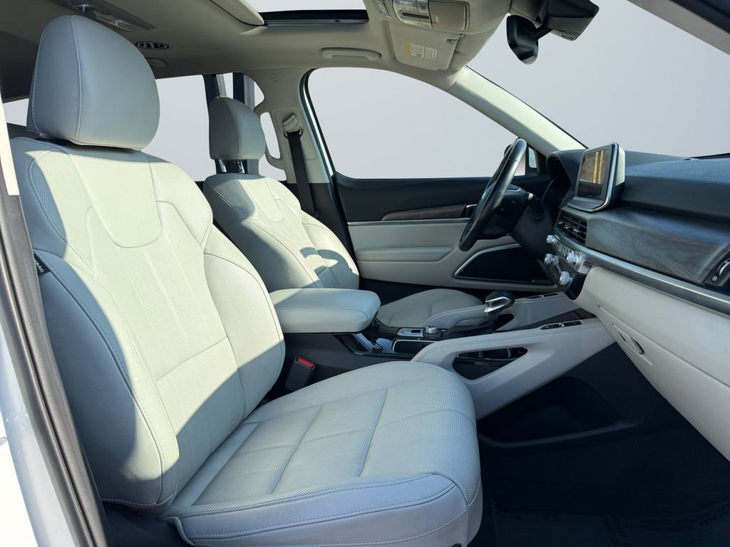 Used 2020 Kia Telluride EX image 15