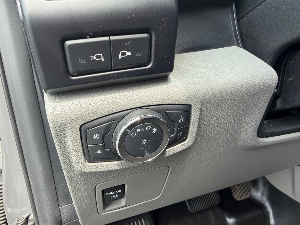 Used 2020 Ford F150 XL w/ Equipment Group 101A Mid AWD/4WD image 27