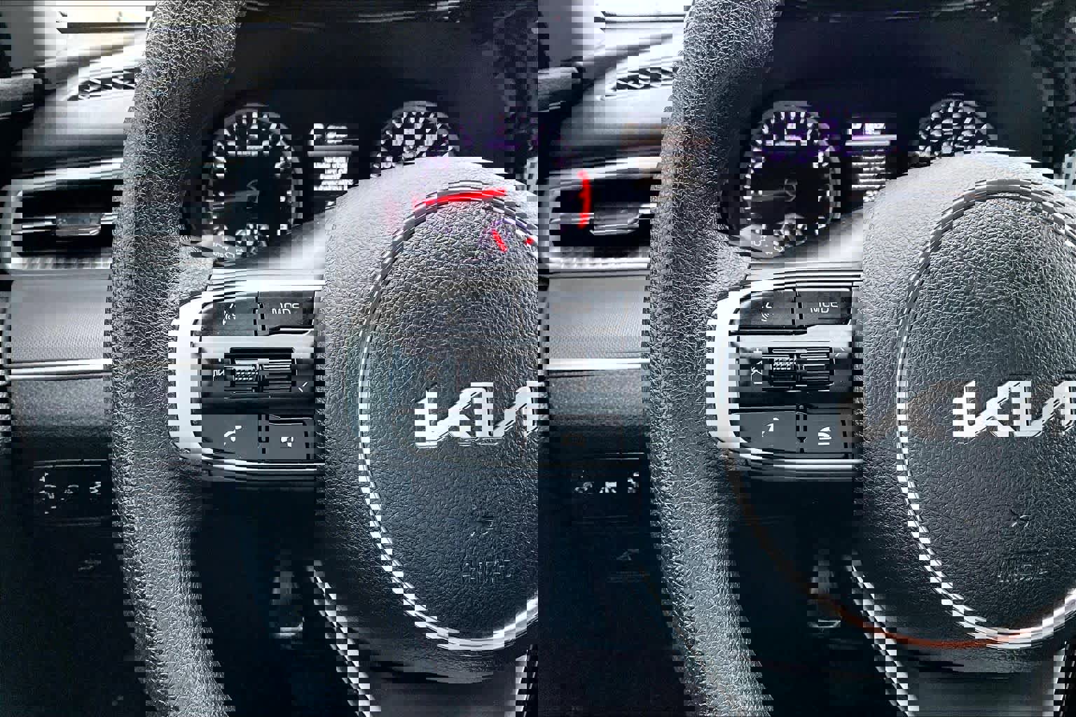 Used 2023 Kia K5 LXS image 21