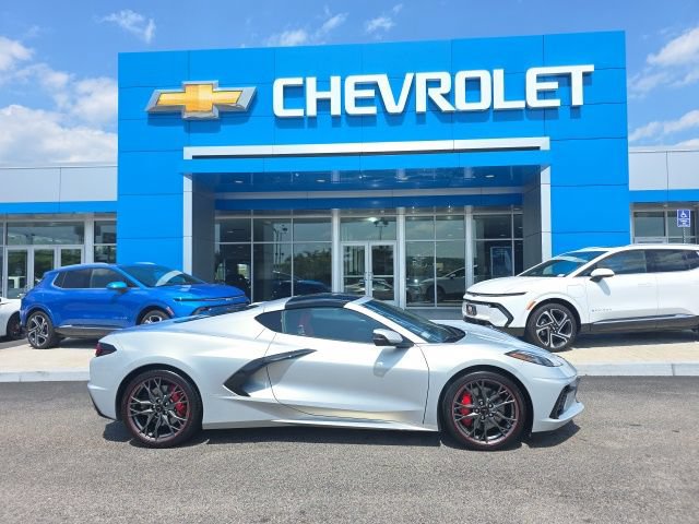 Used 2023 Chevrolet Corvette Stingray Preferred Cpe w/ Z51 Performance Package RWD image 2