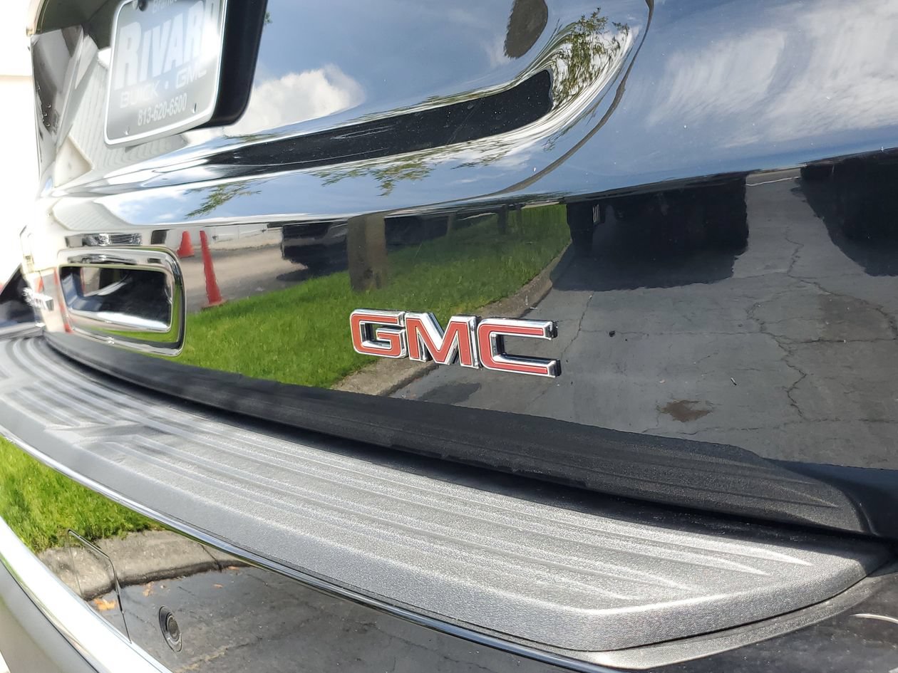 Used 2026 GMC Yukon Denali w/ Sun & Power Step Package AWD/4WD image 6