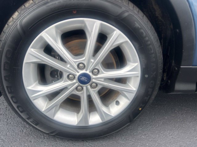 Used 2018 Ford Escape SE FWD image 12