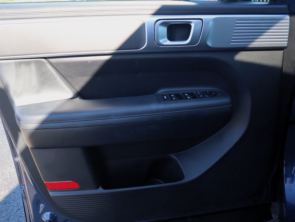 Used 2025 Hyundai Santa Fe XRT image 19