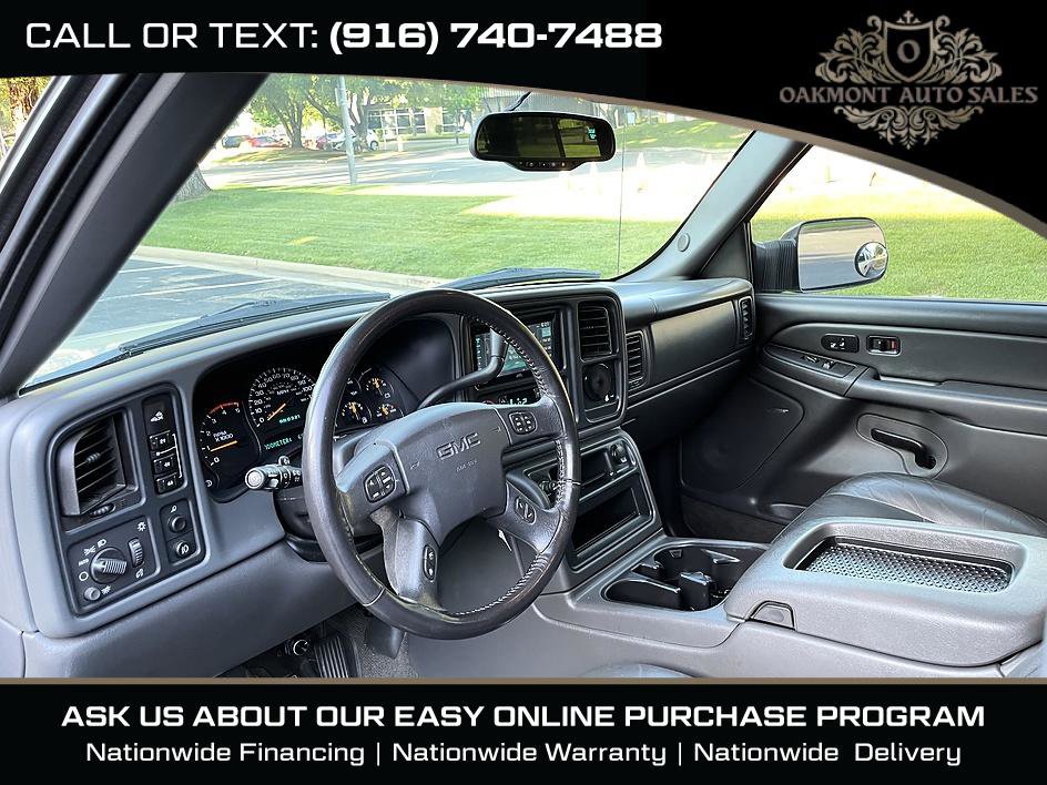 Used 2005 GMC Sierra 2500 SLT w/ Heavy-Duty Power Package AWD/4WD image 19