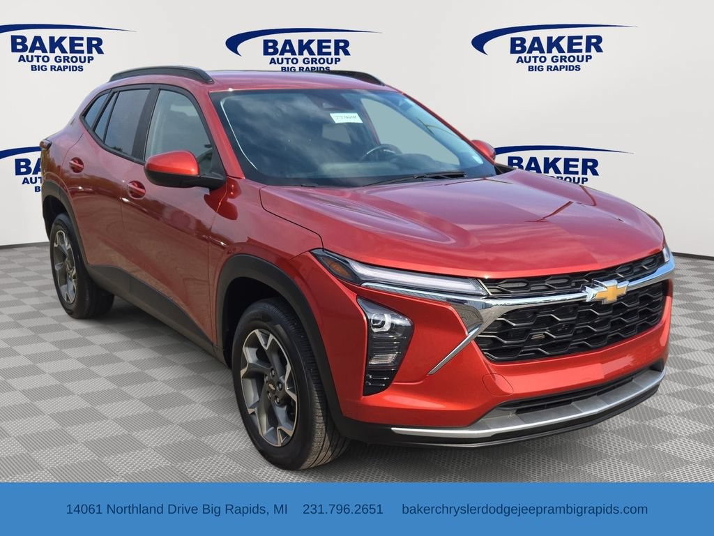 Used 2024 Chevrolet Trax LT w/ Driver Confidence Package