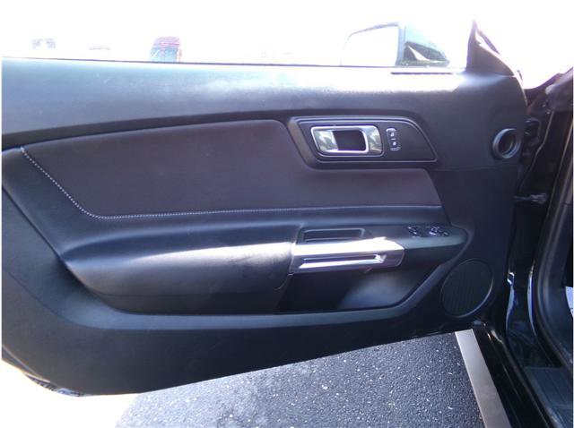 Used 2021 Ford Mustang Coupe RWD image 4