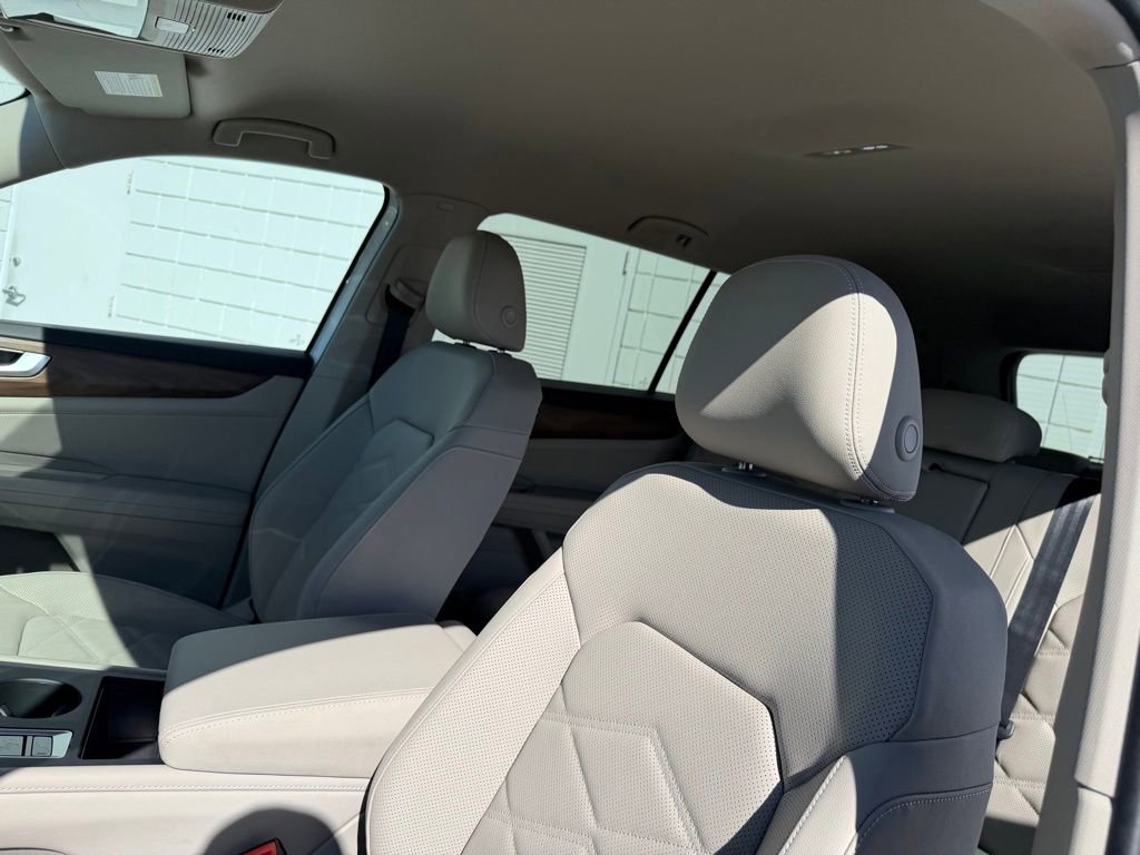 New 2026 Volkswagen Atlas SE image 16