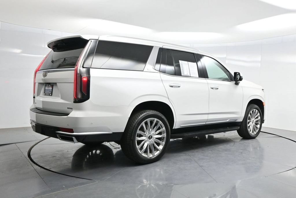 Used 2022 Cadillac Escalade Premium Luxury AWD/4WD image 48