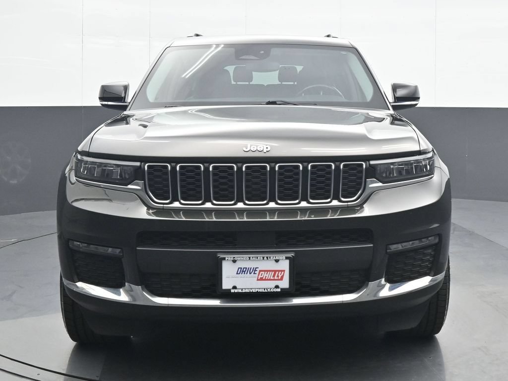 Used 2022 Jeep Grand Cherokee L Limited AWD/4WD image 1