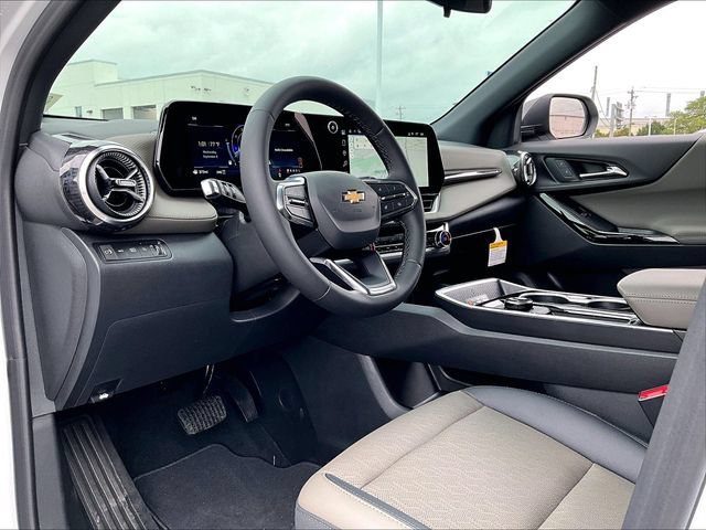 New 2027 Chevrolet Equinox LT w/ Convenience Package II AWD/4WD image 8