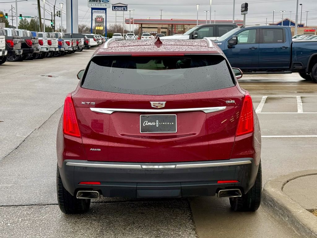 Used 2017 Cadillac XT5 Premium Luxury image 5