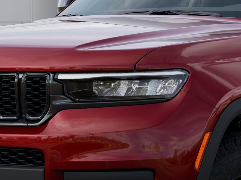 New 2025 Jeep Grand Cherokee L Altitude image 10