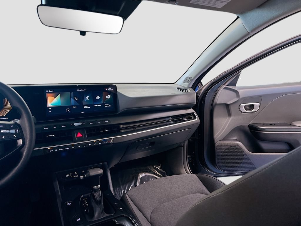 Used 2025 Kia K4 FWD image 21