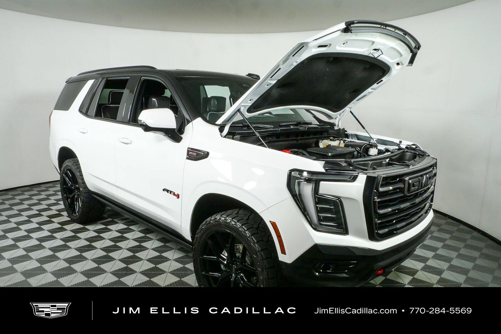 Used 2025 GMC Yukon AT4 Ultimate w/ LPO, Floor Liner Package AWD/4WD image 39