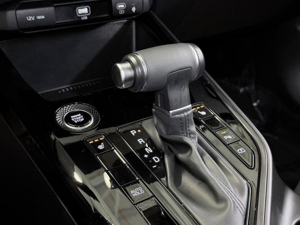 Used 2023 Kia Niro EX image 31