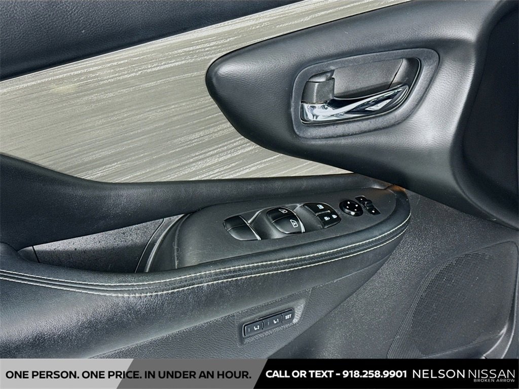 Used 2017 Nissan Murano SL w/ SL Technology Package image 18