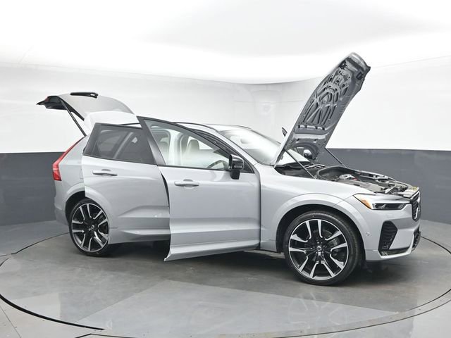 Used 2024 Volvo XC60 B5 Ultimate w/ Protection Package Premier image 49