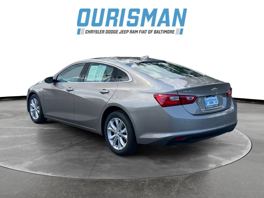 Used 2025 Chevrolet Malibu LT FWD image 4