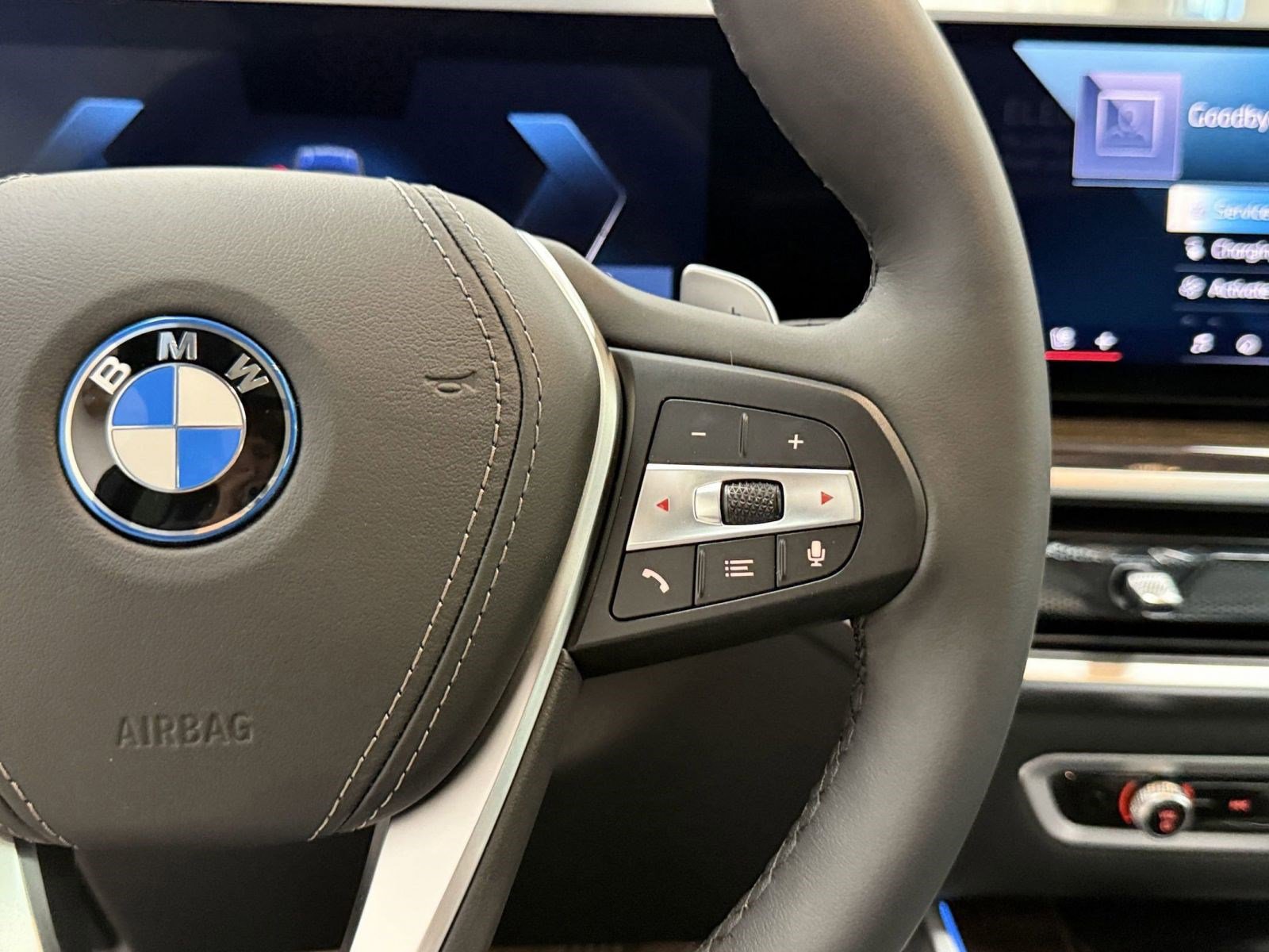 Used 2025 BMW X5 xDrive50e w/ Premium Package image 25