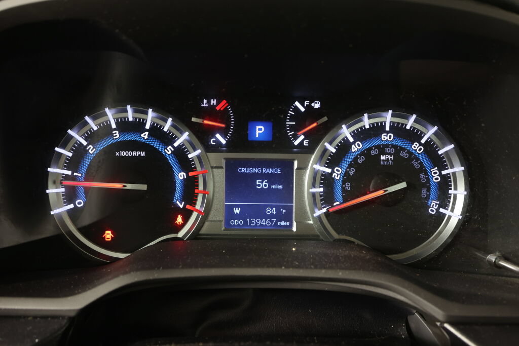 Used 2015 Toyota 4Runner Limited AWD/4WD image 29