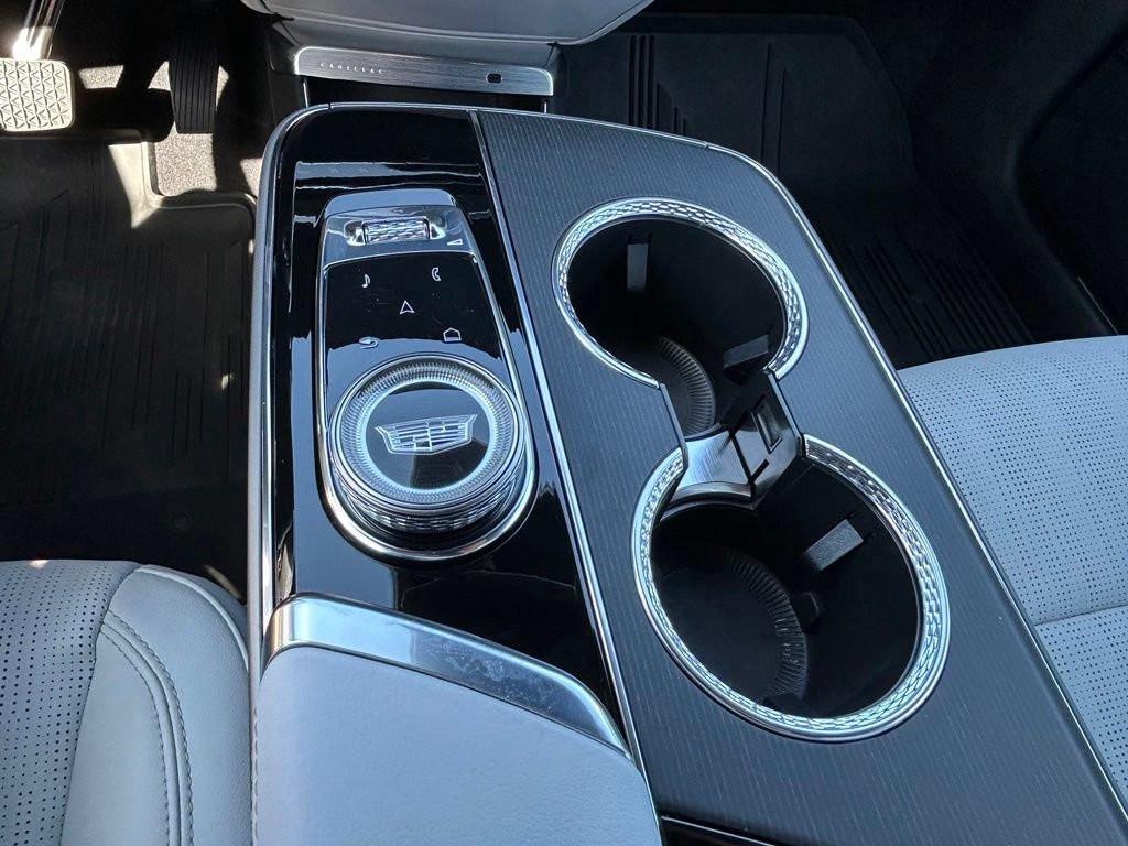 Used 2024 Cadillac Lyriq Luxury RWD image 36
