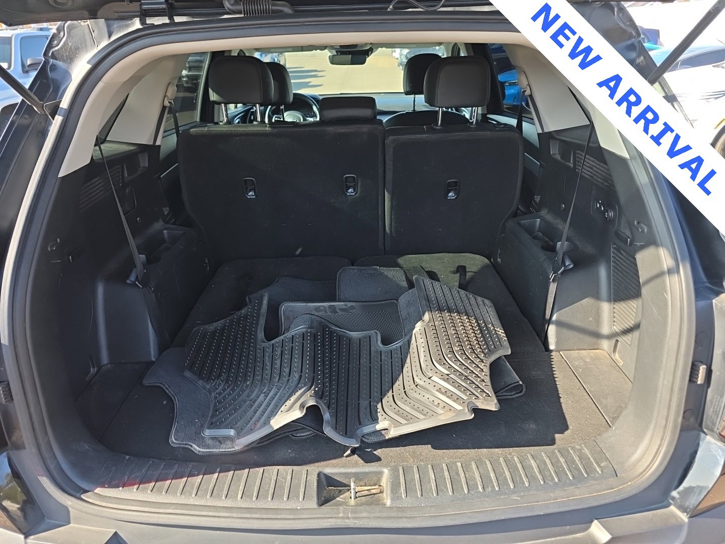 Used 2021 Kia Sorento S image 30