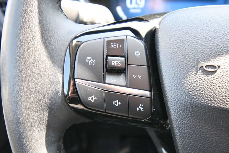 Used 2024 Ford Escape Platinum AWD/4WD image 19